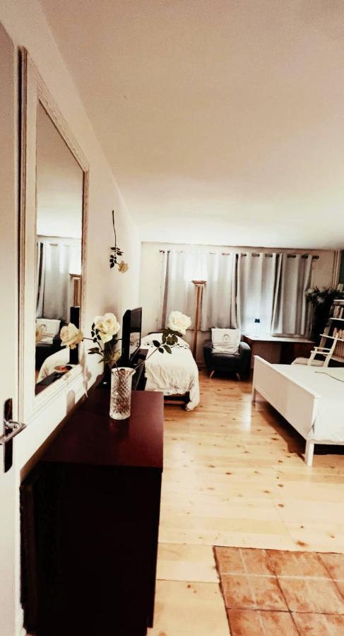 Accueillant Au Coeur De 30 M² Inclus Appartement Parijs